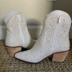 Unworn Betsy Johnson Pearl low heel boots